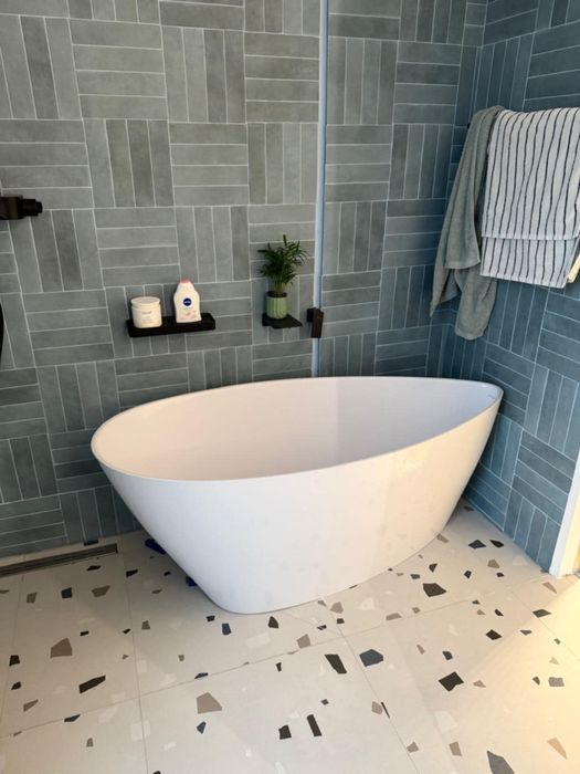 Interioare, exterioare