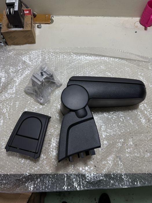 Подлокотник Vw Polo Sedan