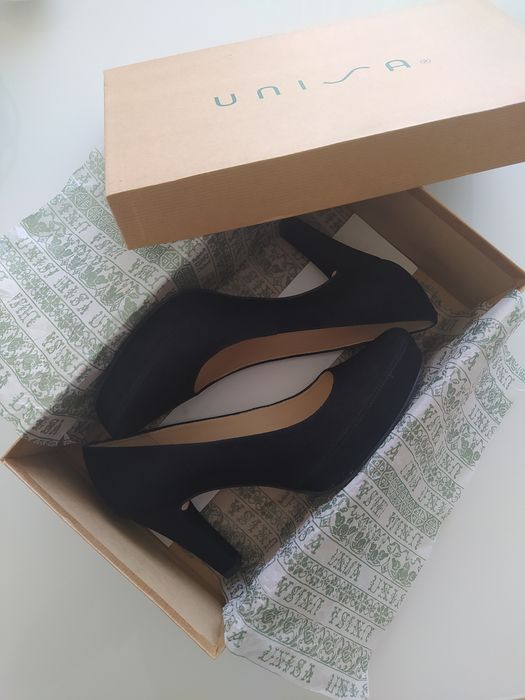 Туфли замшевые Unisa