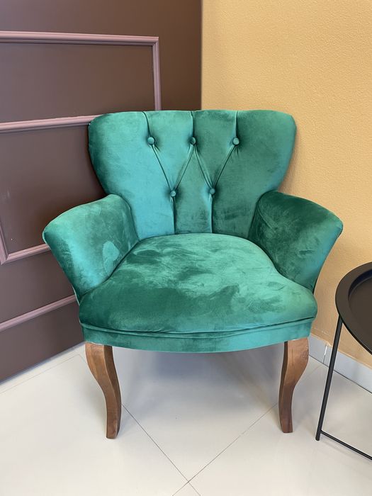 Set canapea cu 2 fotolii