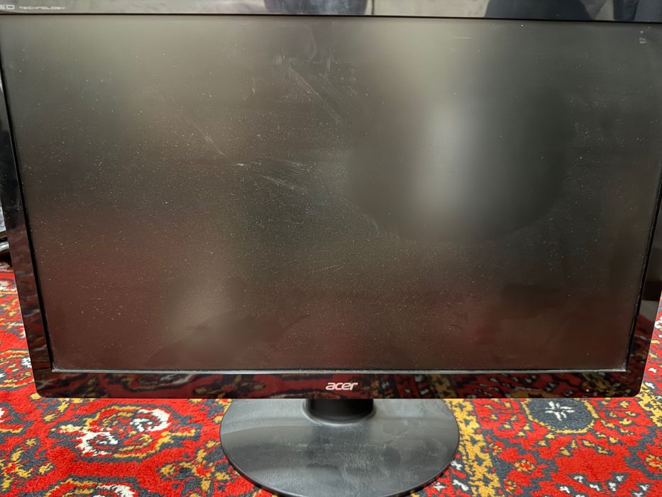 Офисный монитор 21.5" (Acer)
