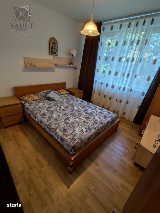 Apartament 4 Camere-Decomandat-2 Bai-Etaj 4/4-Bloc Reabilitat-Rahova