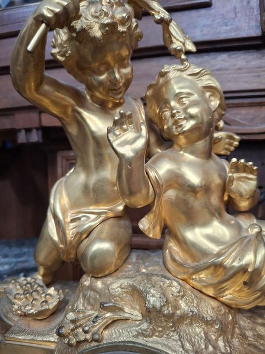 Ceas franțuzesc pentru șemineu