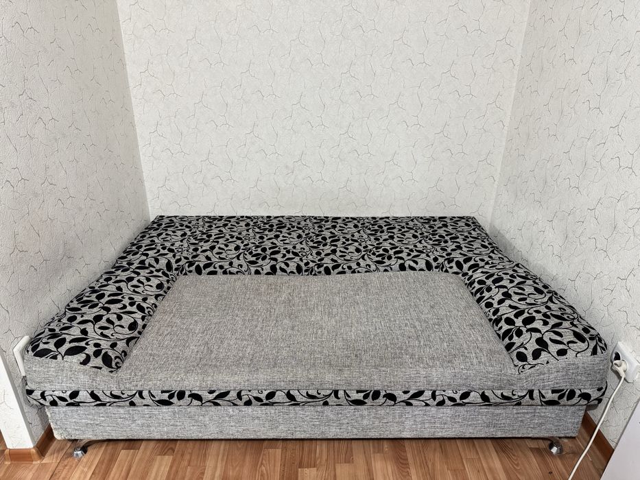 Продается диван Тараз