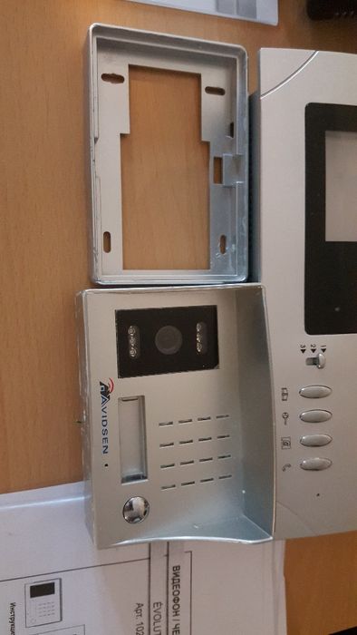 Видеофон/черно бял