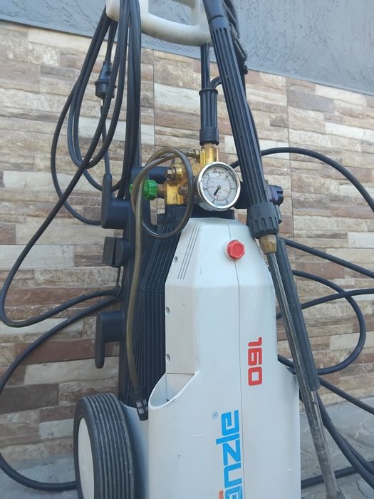Водоструйка, Kranzle Profi 160bar 220v Керамика Супер Силна  Отпушвате на Канали дълъг маркуч