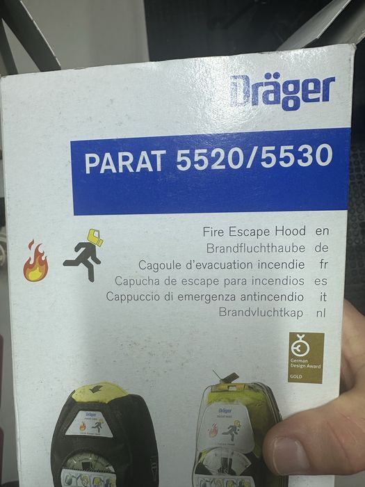 Cagula\ masca de autosalvare in caz de incendiu Drager