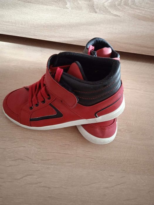 Детски кецове за момче LC Waikiki