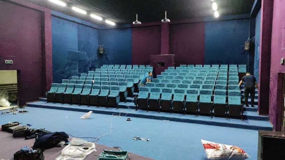 Театральное кресло от производителя качественное и в короткие сроки.