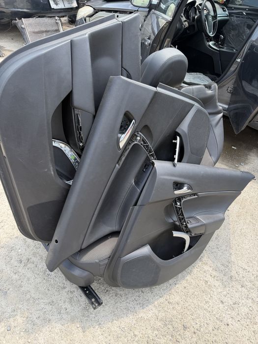 Scaune banchete fete usi Interior complet opel insignia fab 2011