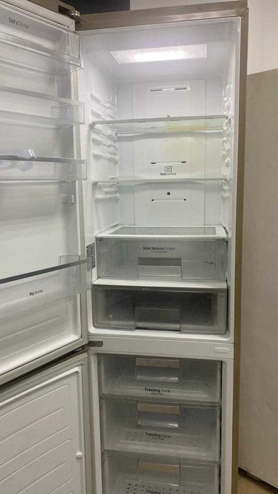 холодильник SAMSUNG