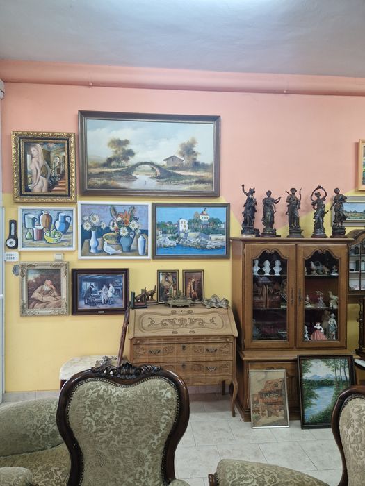 Уникална антикварна немска порцеланова фигура Goebel