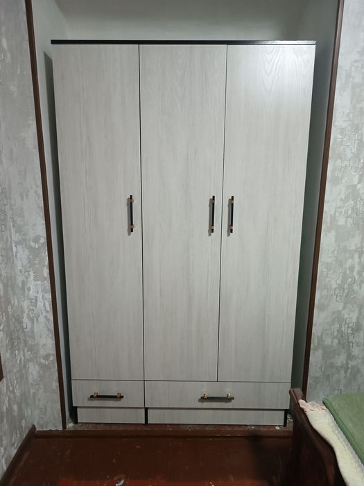 3 Eshikli shikaft