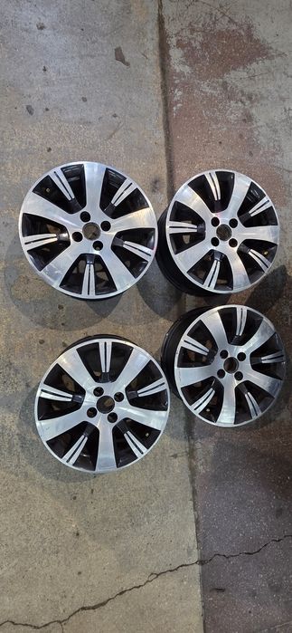 Jante Aliaj 16 inch egee 6.5x16 ,4 , et40 captur
403002556r