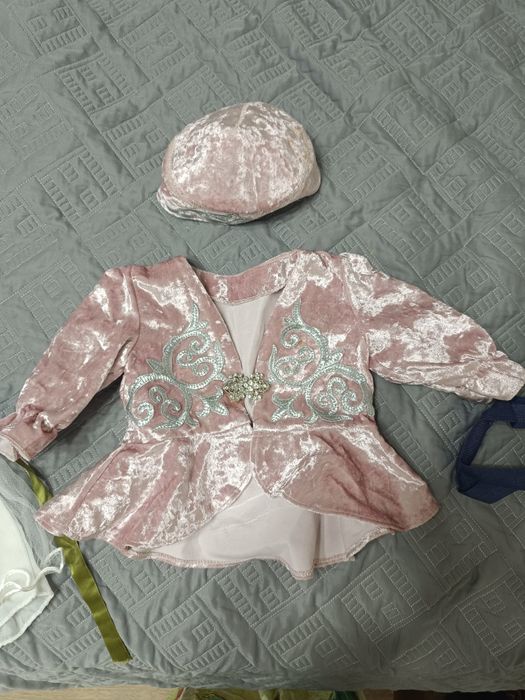 Қазақ комзол тақиямен