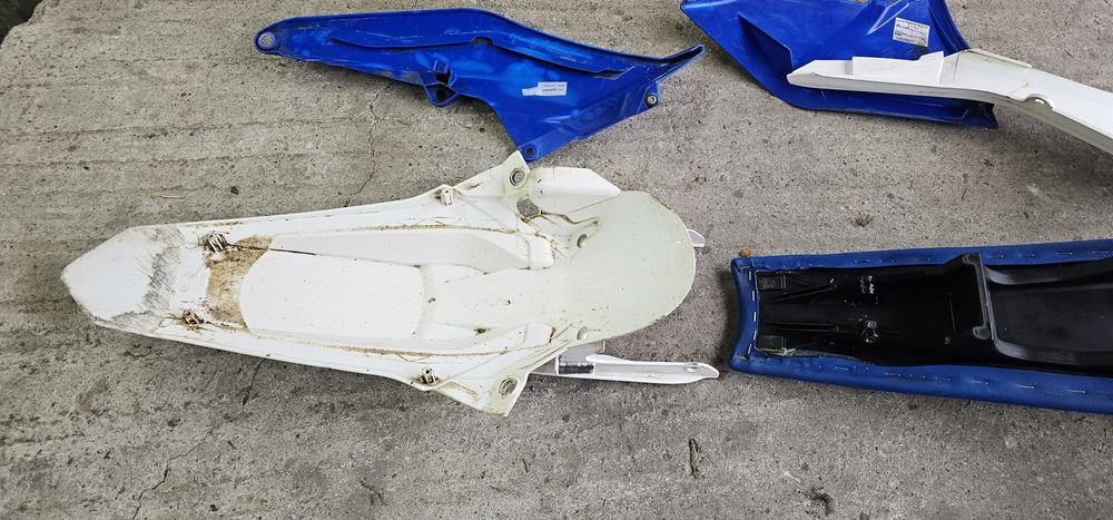 Пластмаси  KTM six day  france 2018