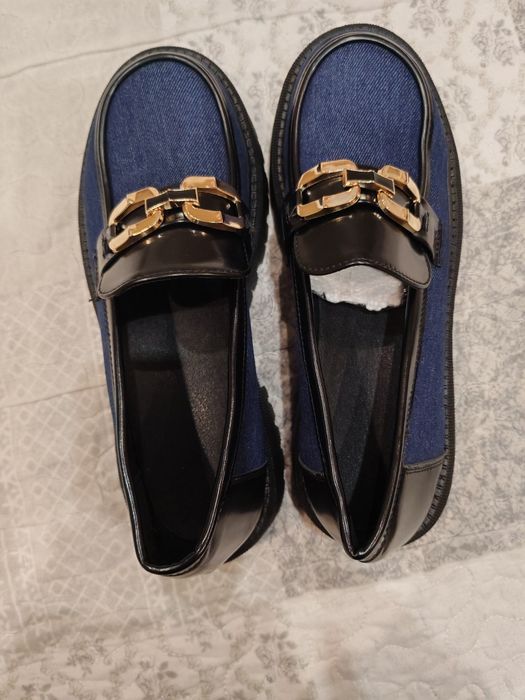 Нови обувки 39 номер