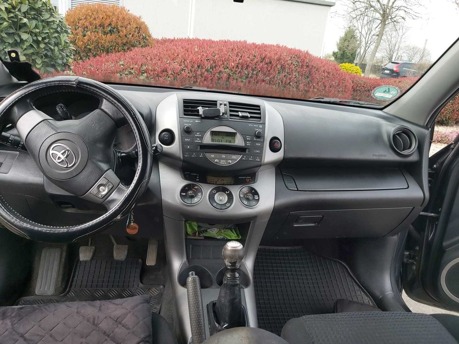 Toyota RAV4 2,2 D-CAT, 4x4, 176CP, an 2006 vânzare sau schimb