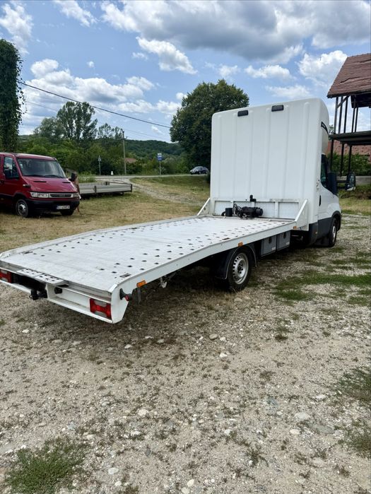 Iveco Daily 35S18 2018 3.0 180CP cat B autoplatforma RAR facut