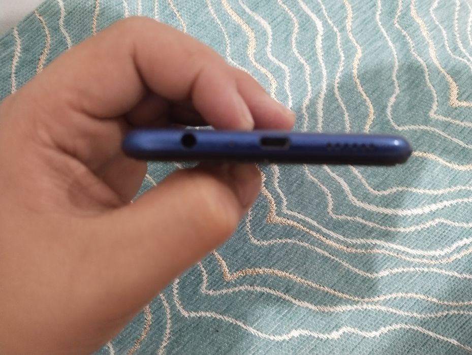 Продам или Обменяю Самсунг А10