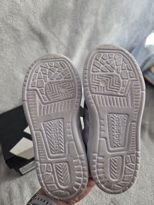 Adidași Adidas usori