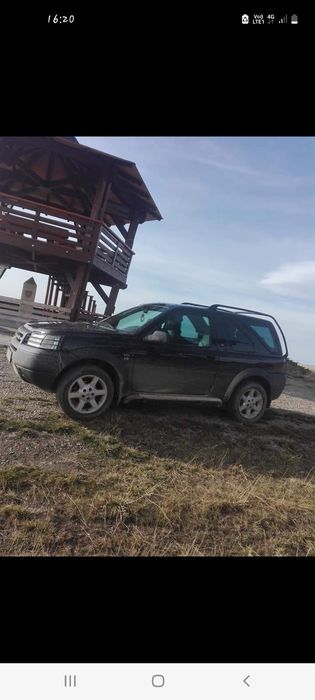 Vând land rover freelander 1td4 pentru piese.  De preferat intreg