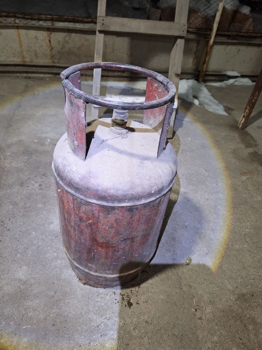 Газовый баллон маленкий