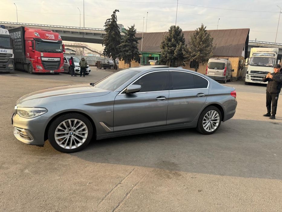 BMW G30 2018г 2L Twin power turbo