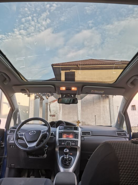 Toyota verso 7 locuri