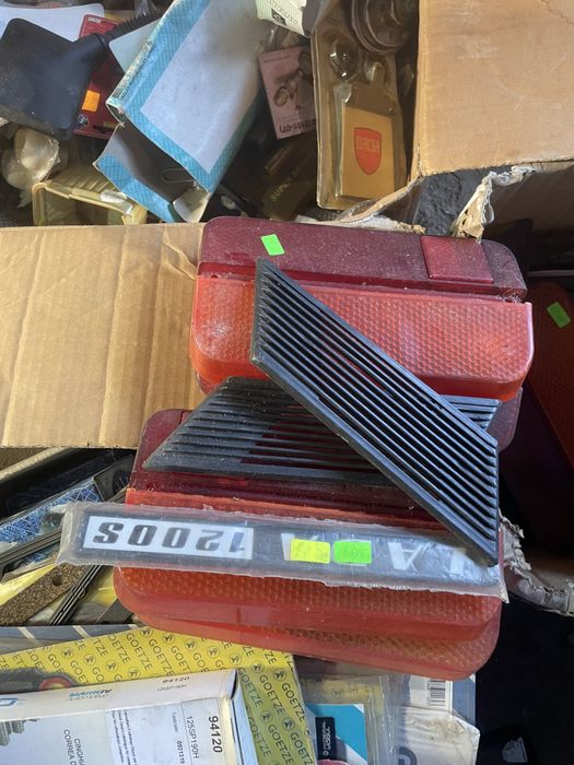 Части за ретро автомобили главно за москич