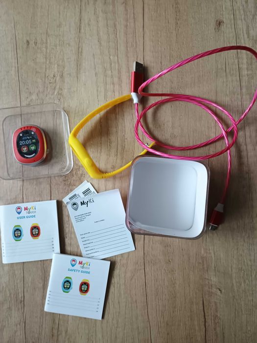 MyKi Touch GSM/GPS смарт часовник за деца