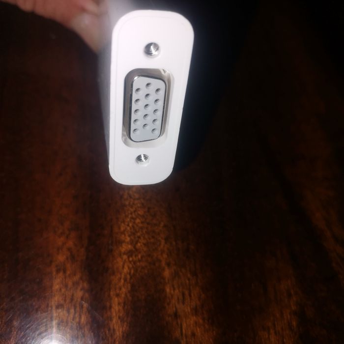 Apple VGA Adapter - A1368