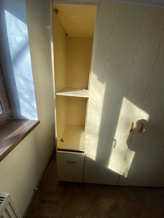 Mobila dormitor dulap, oglinda, noptiere