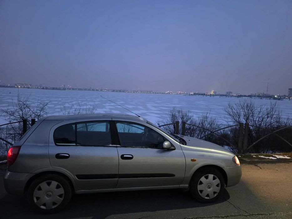 Nissan Almera 2005, 140 000 km