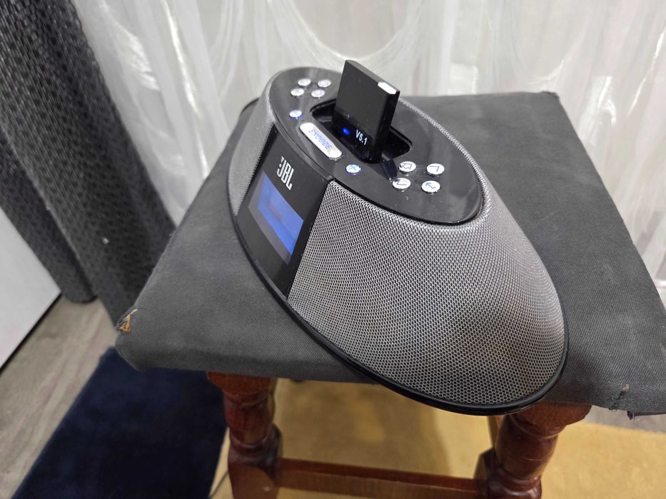 Boxă activă cu Ceas JBL On Time 200p Radio Dock Audio Modul Bluetooth