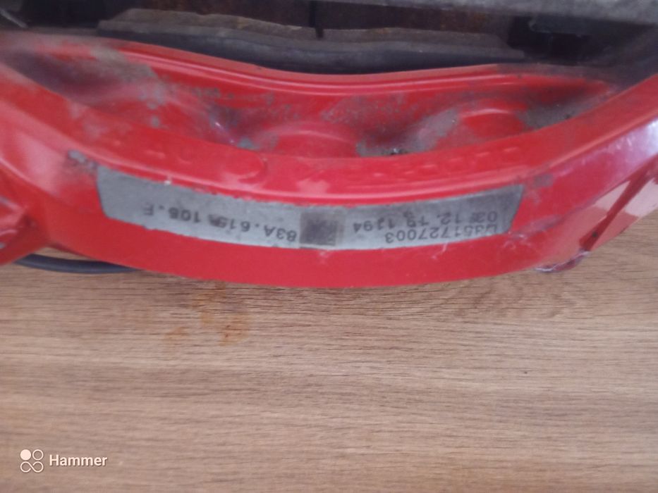 Продавам спирачен апарат десен от Audi S4/S5 2017+