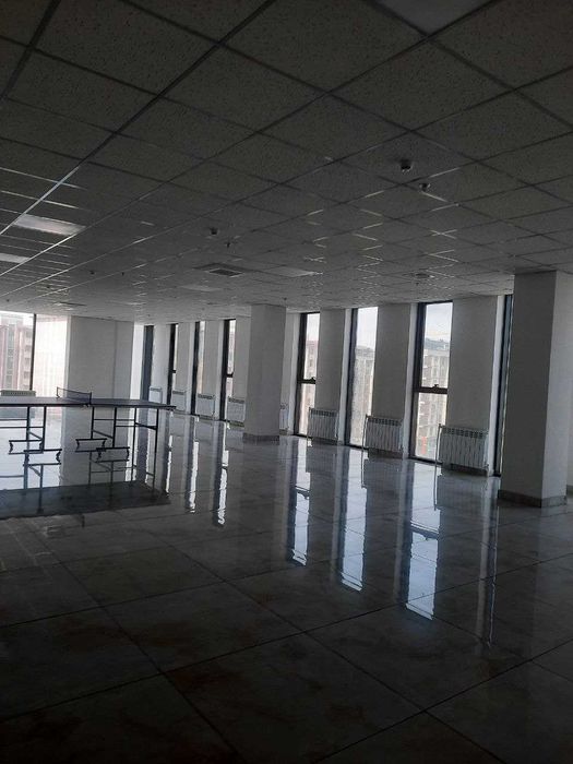 Аренда Помещение Бизнес центр
 Яшнабад,  Ориентир: улица Махтумкули