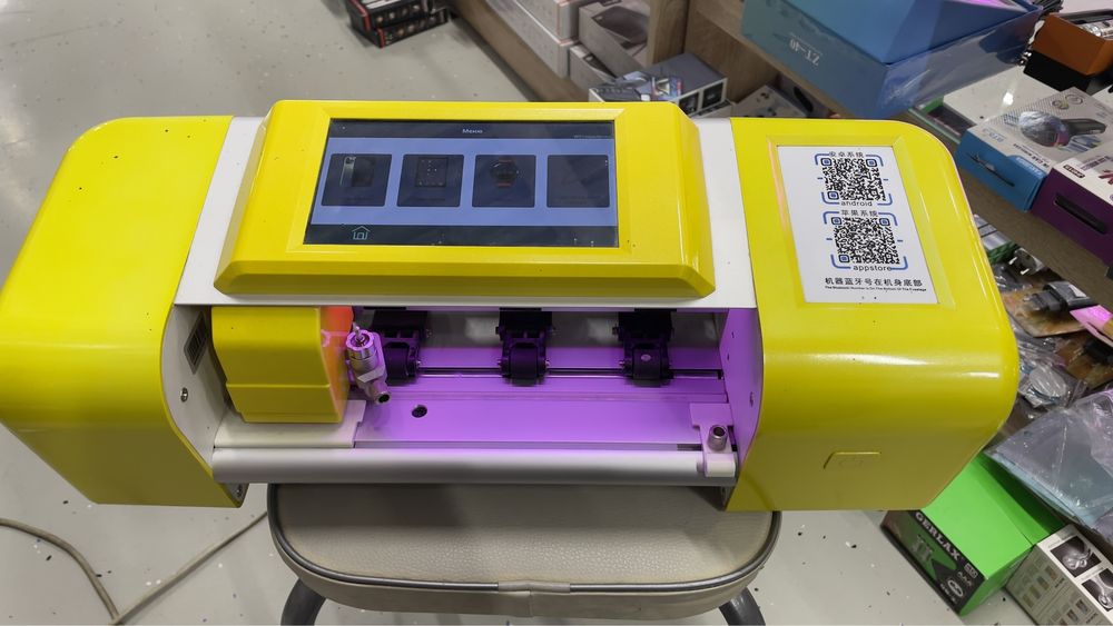 Плоттер для гидрогелевых пленка