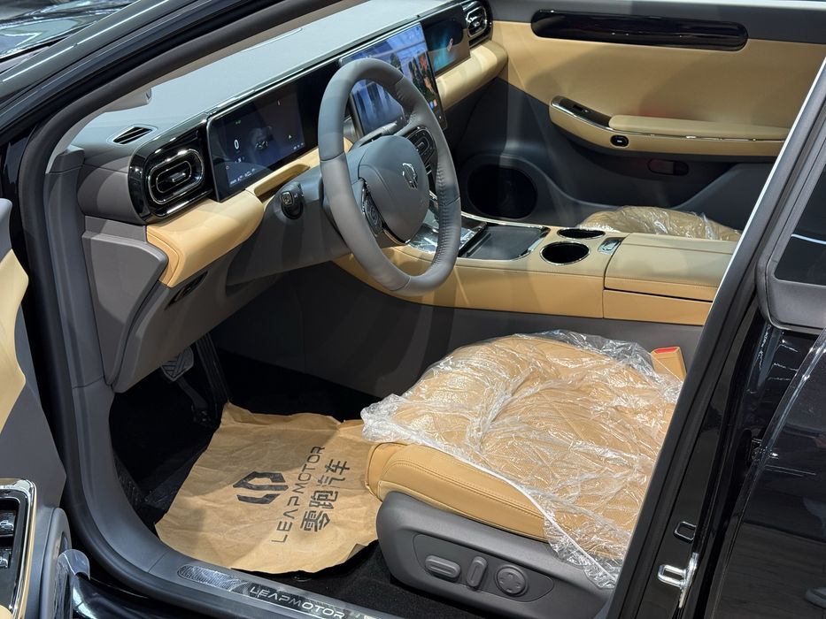 Leapmotor c01 216 km Gibrid Smart Full 2025 3года гарантии!!!