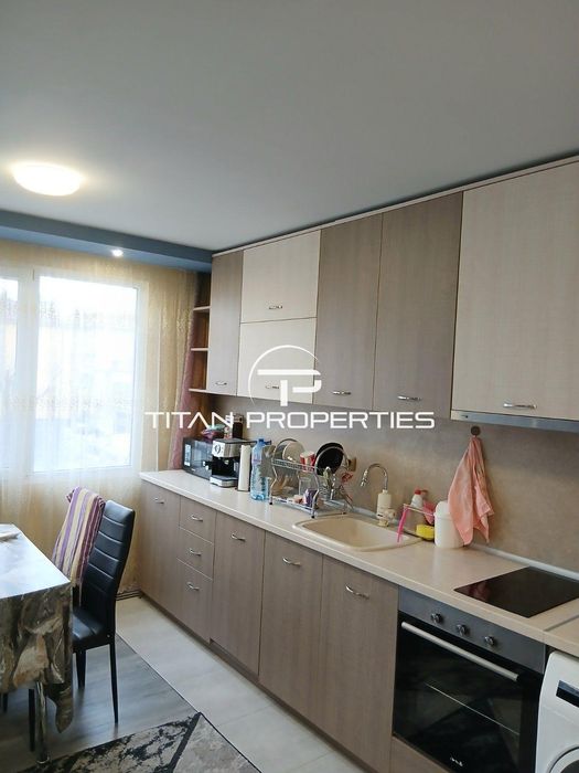 Дава се под наем Двустаен апартамент в Пловдив, Христо Смирненски - 50 кв.м за 458.49 € - Снимка #1