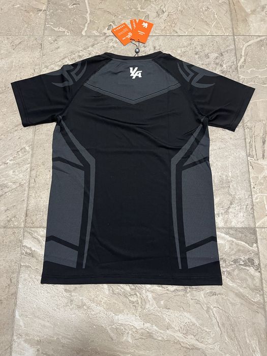 YoungLA conpression shirt