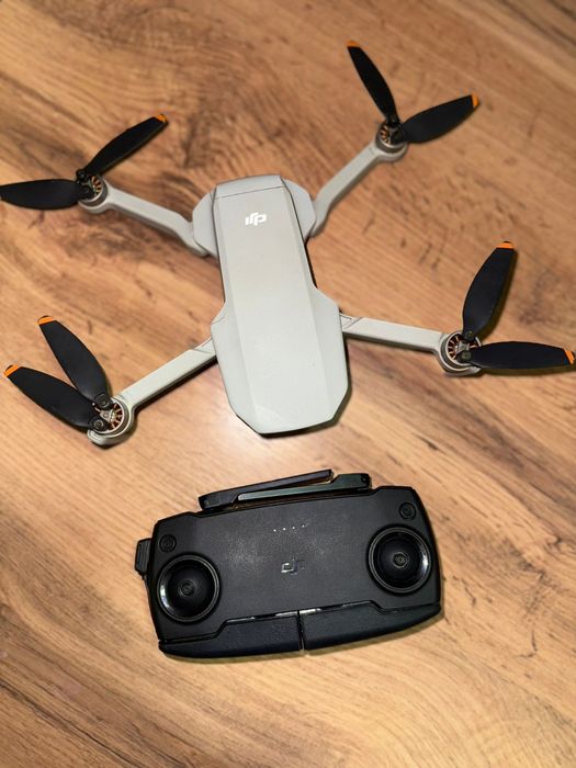 Квадрокоптер DJI Mini Se