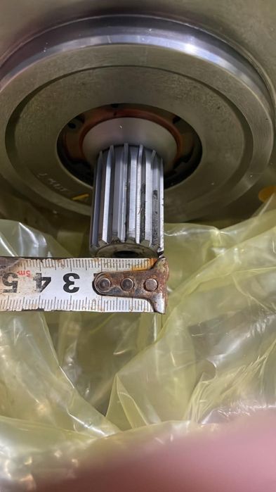 Vând pompe hidraulice cartepillar