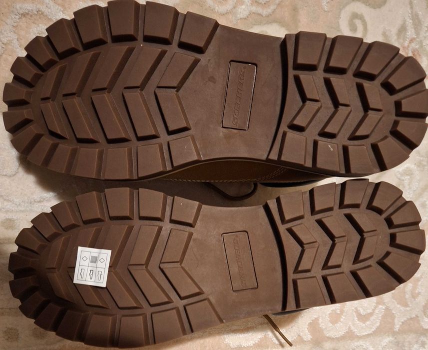 Bocanci Skechers din piele ecologica, Memory Foam Amado, marimea 42,5