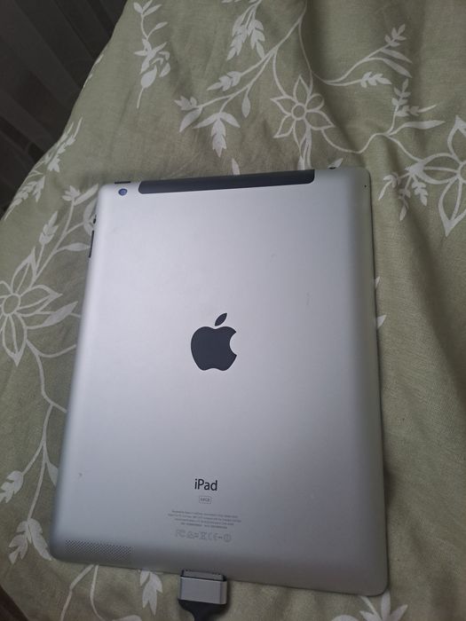 Продам Айпад модель MD371LL/A