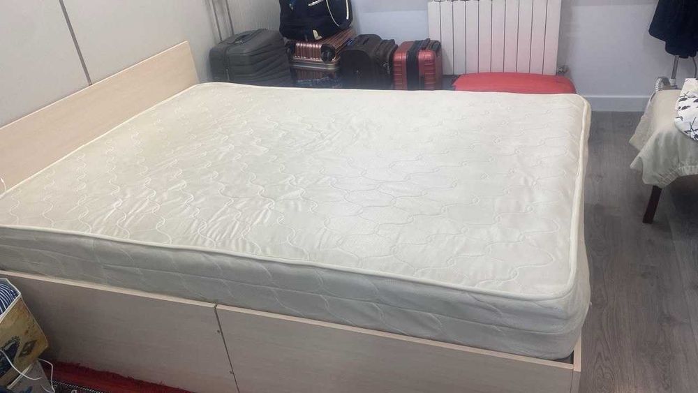 Двуспальная кровать 150×200 с матрасом и большими ящиками