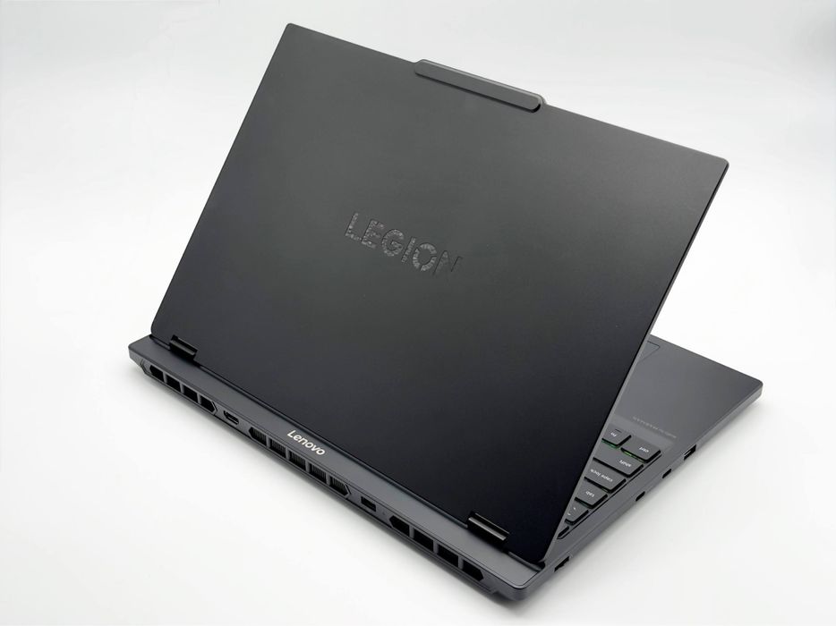 Lenovo Legion 5 OLED 5070/32gb i9-14900hx