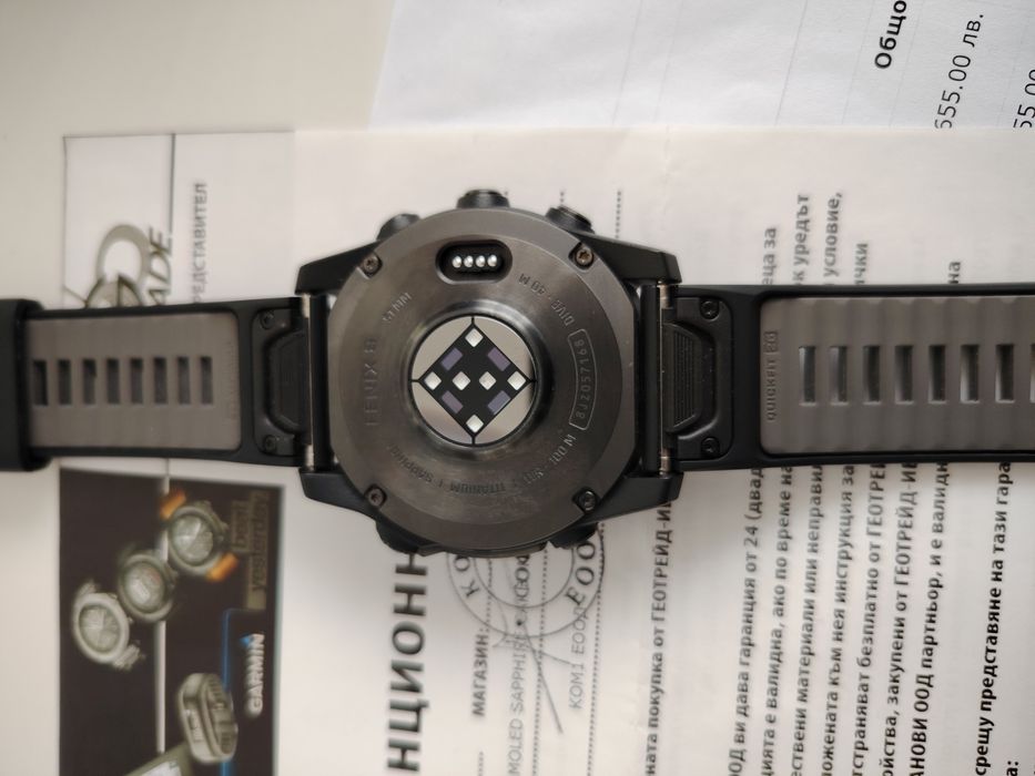 Продавам часовник  Garmin fenix 8  51mm