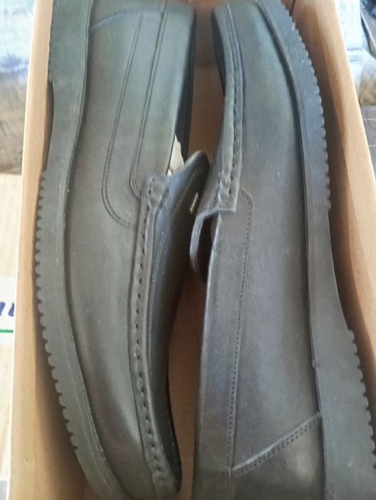 Продается мужские туфли 44-45