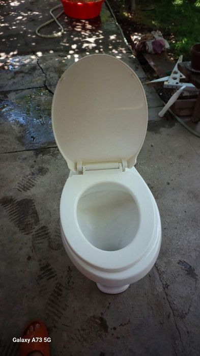 Unitaz rabochiy koʻp ishlatilmagan